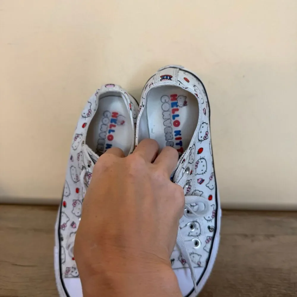 Converse x Hello Kitty Chuck Taylor All Star Low sneakers women’s size 8 shoes - Picture 9 of 9
